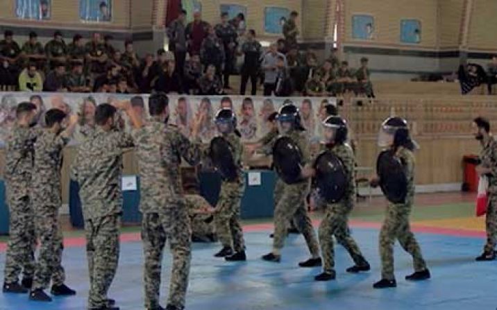 همایش اقتدار بسیجان در قم برگزار شد همایش اقتدار بسیجان در قم برگزار شد